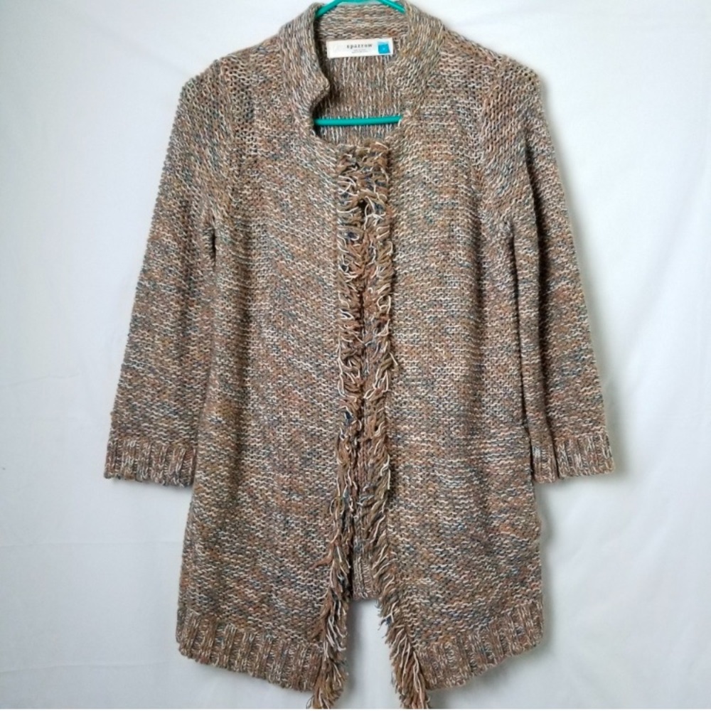 Cardigan size small with pockets
3/4 sleeve multi colored anthro sweater SPARROW